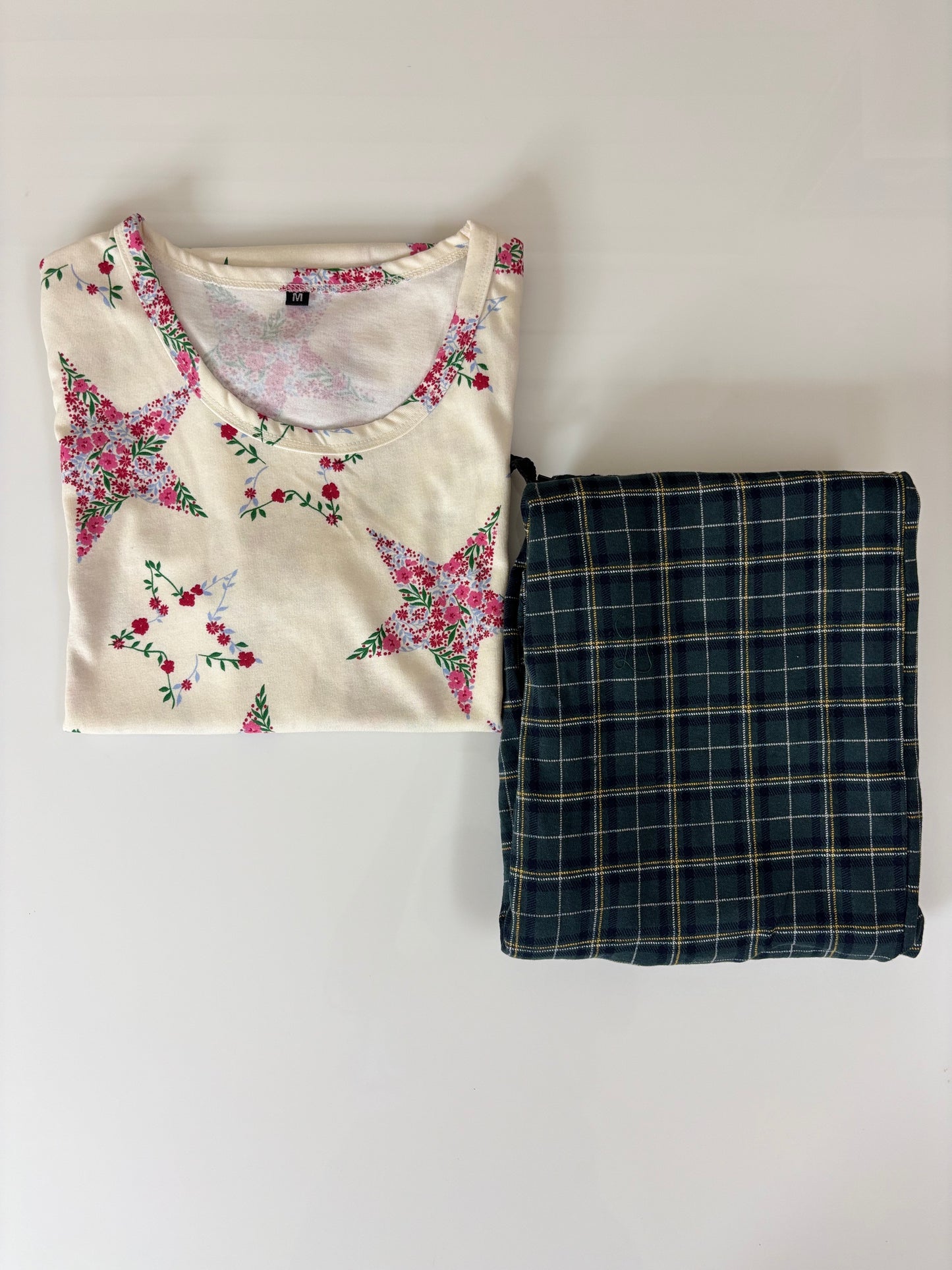 Cream and Dark Green Floral Star Printed T-shirt with Check Pant Set