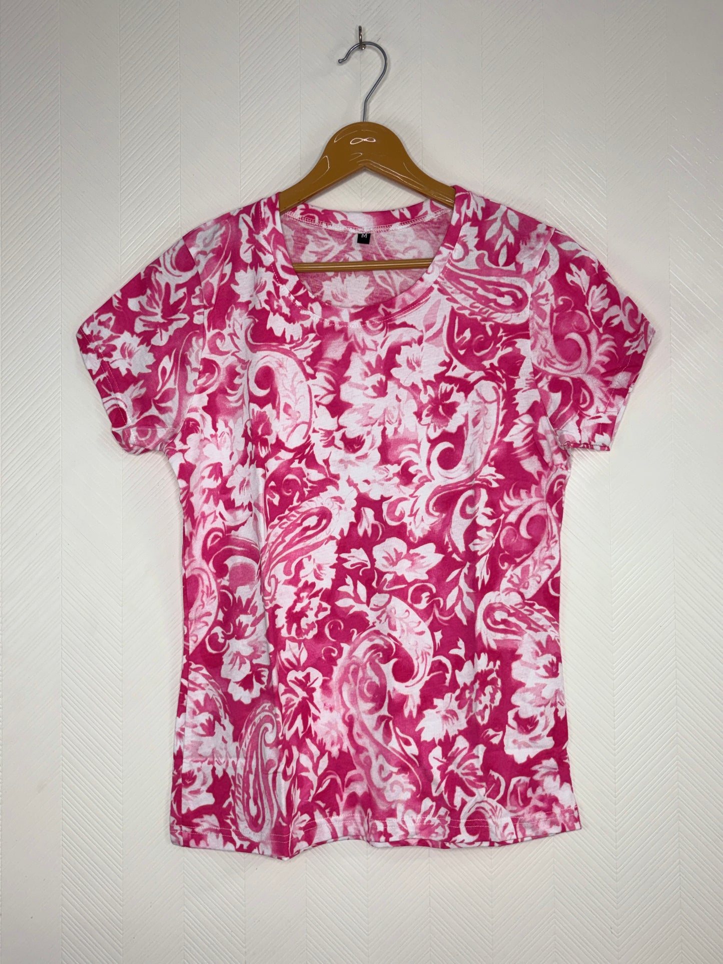 Pink Floral Paisley Women's T-Shirt