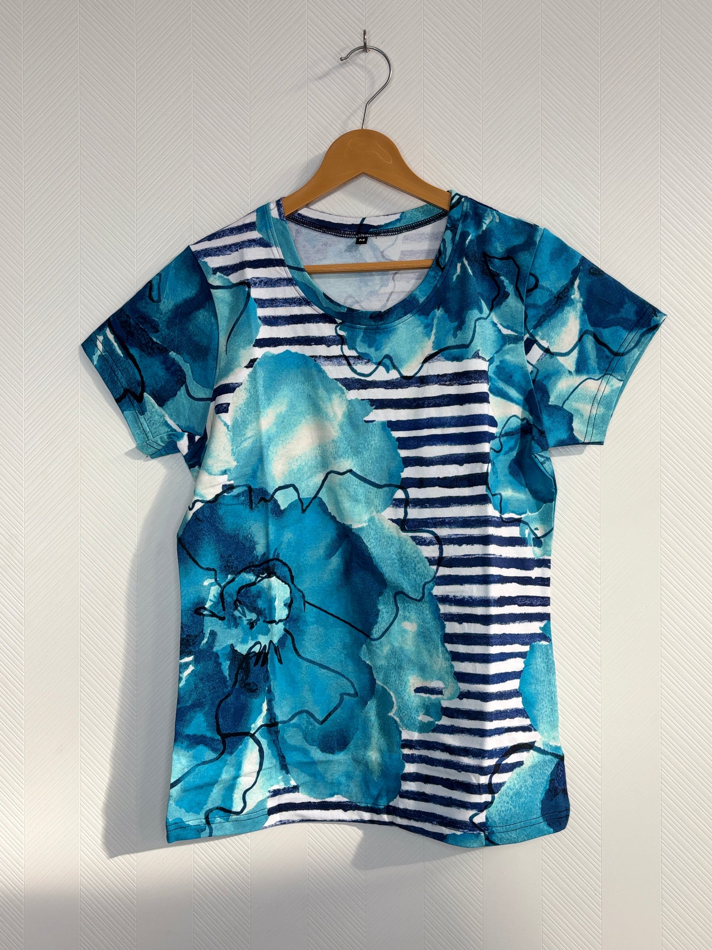 Turquoise Floral Stripe Print Women's T-Shirt