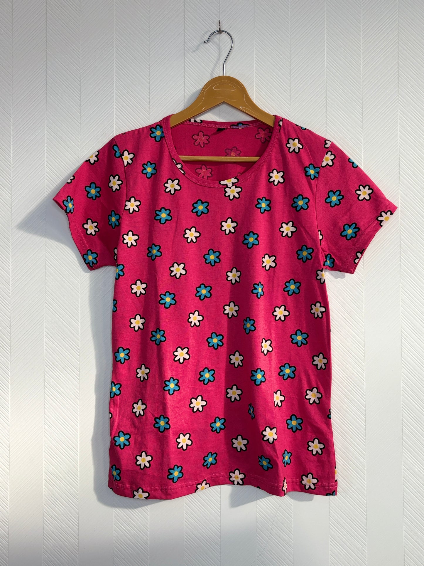 Pink Daisy Print Womens Tshirt