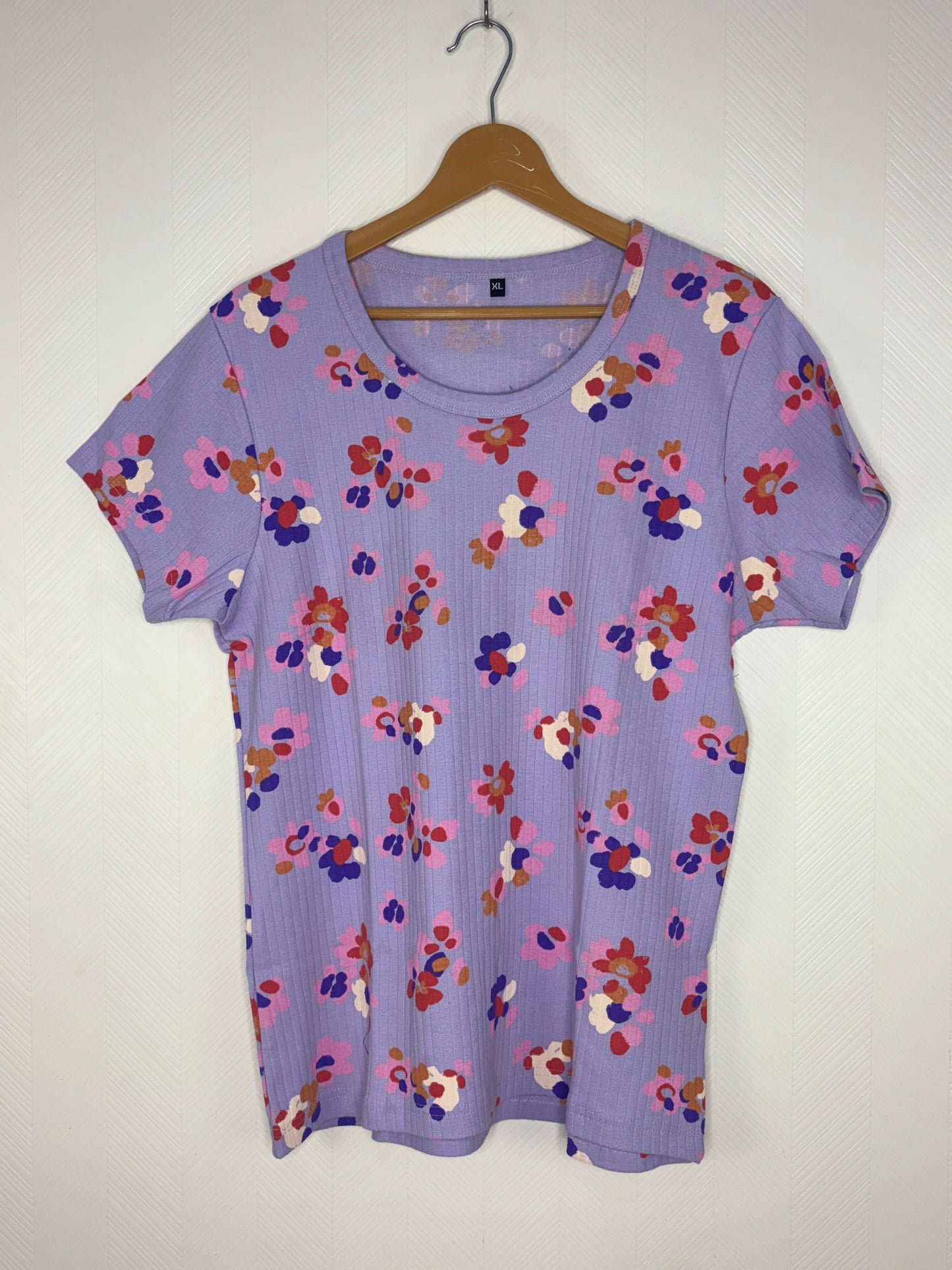 Lavender Floral Print Women's T-Shirt