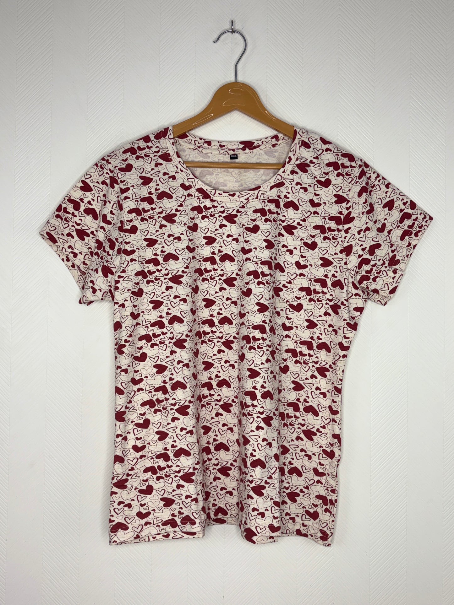 White Heart Print Women's T-Shirt
