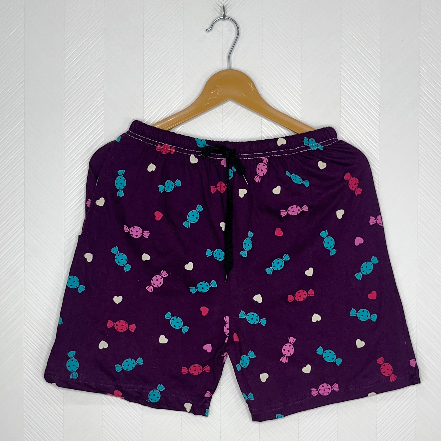 Deep Plum Candy Hearts Women's Shorts