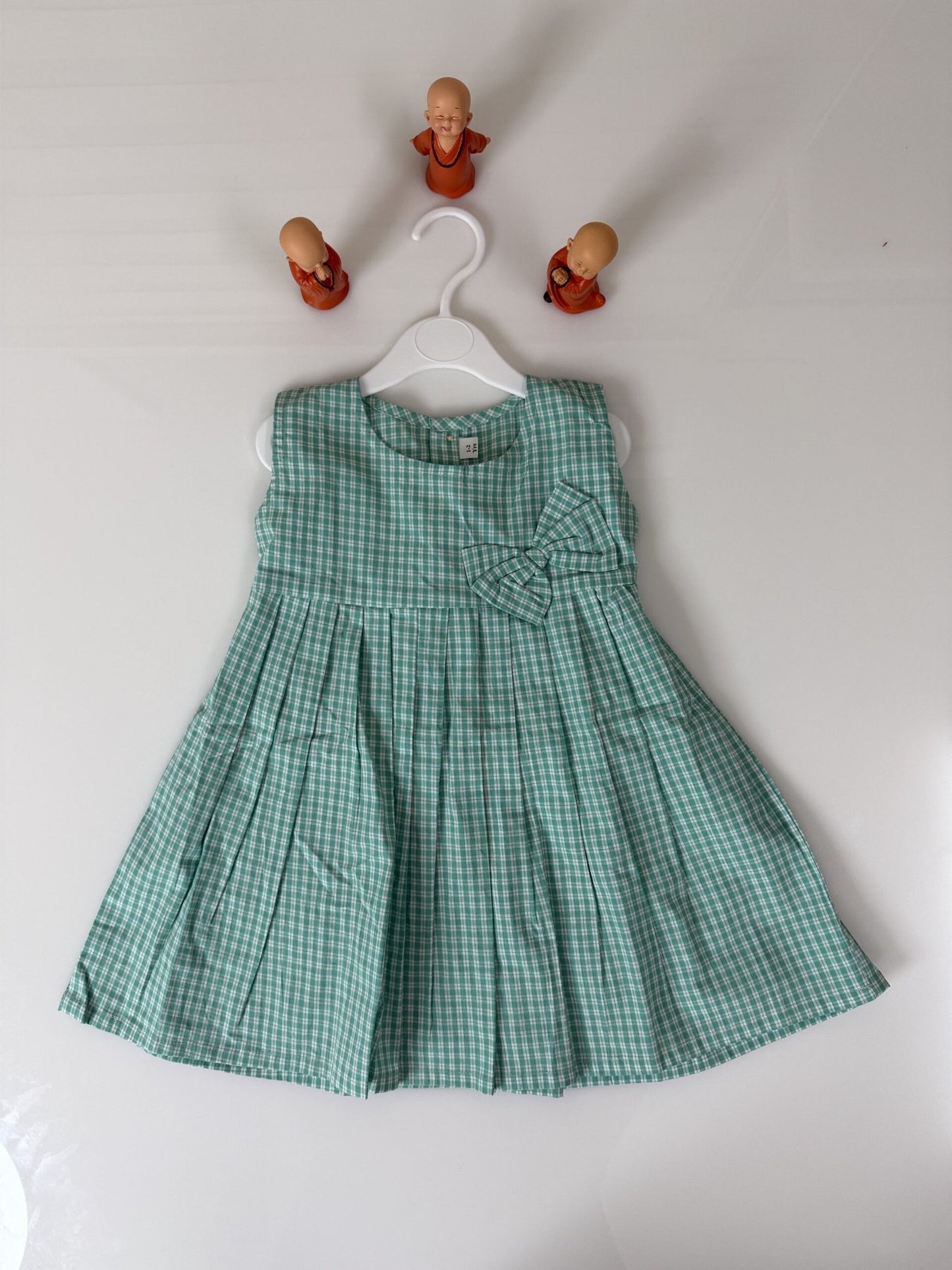 Green Sleeveless Gingham Checked Printed Girl’s Frock