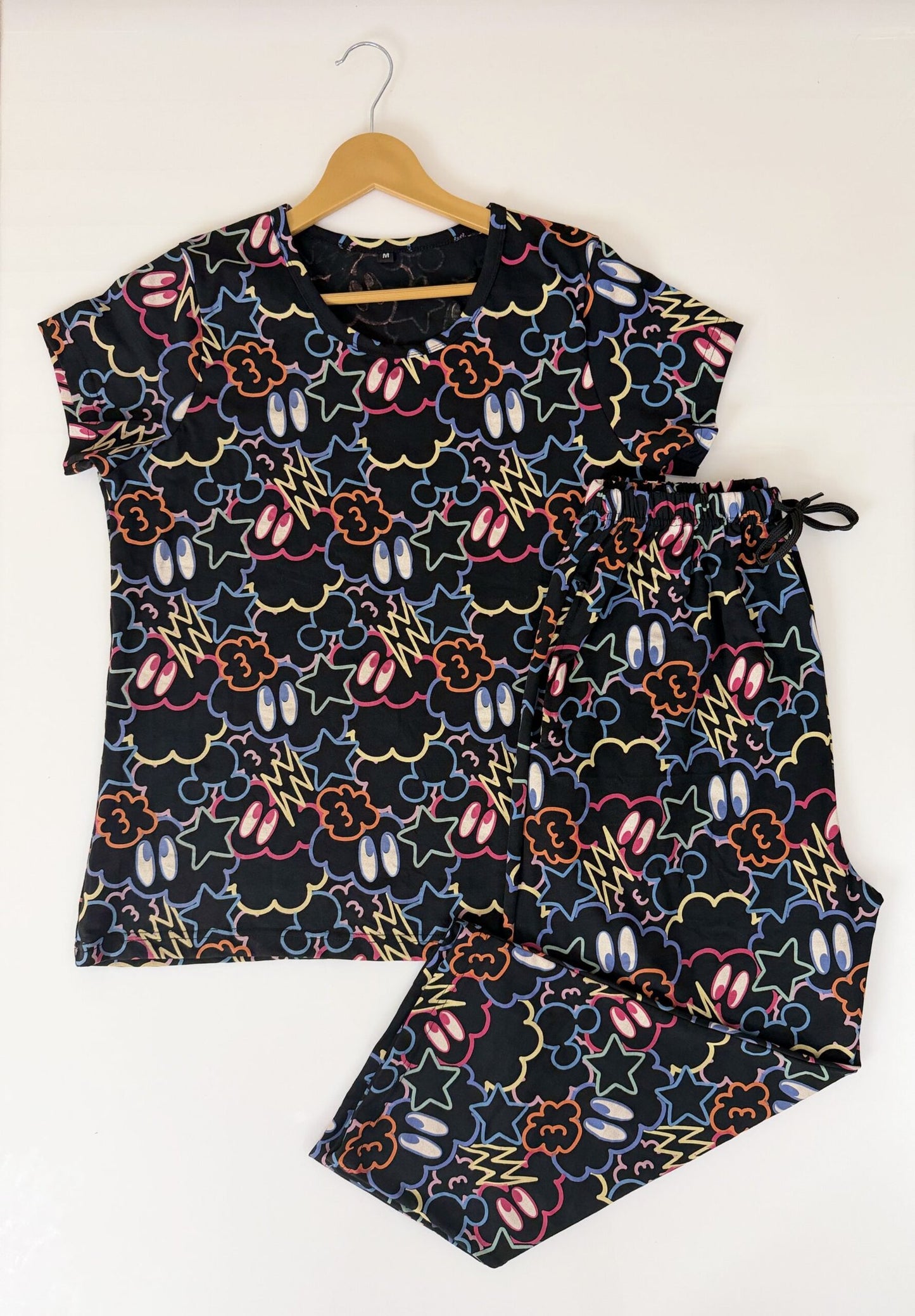 Black with Abstract Printed T-shirt and 3/4th Coords