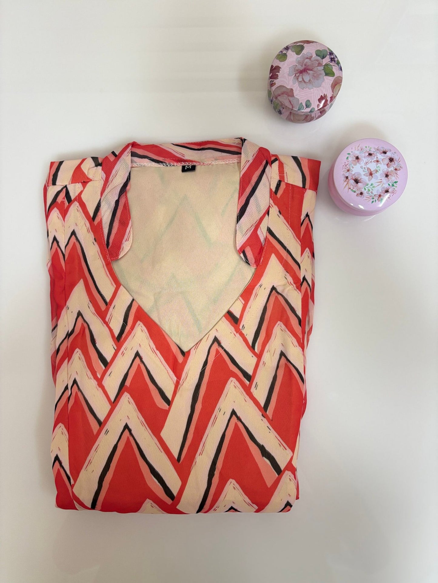 Beige Zigzag Pattern Printed Georgette Outdoor Feeding Maxi