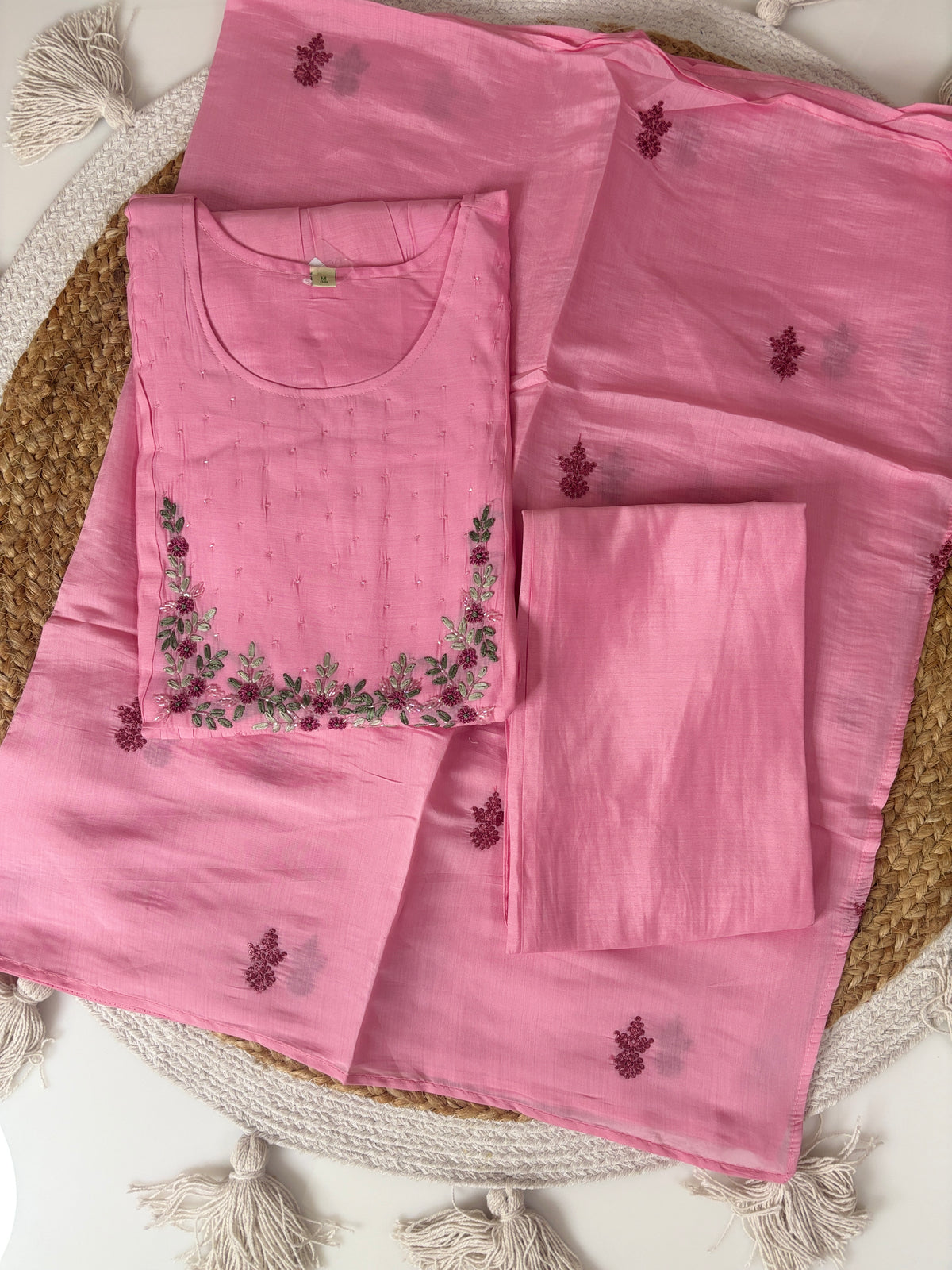 Elegant Mul Chanderi Baby Pink Floral Embroidery Print 3 Piece Suit