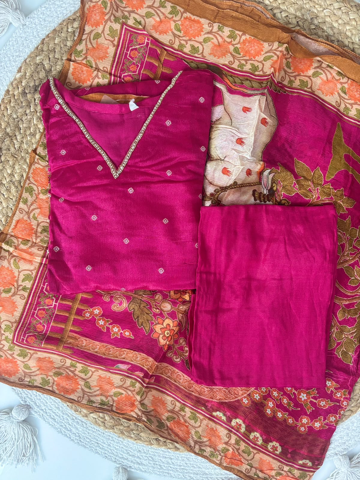 Elegant Chinon Silk Pink Floral Printed 3-Piece Suit