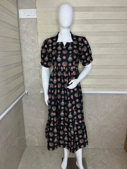 Black With Floral Printed Outdoor Blended Cotton Non Feeding Maxi