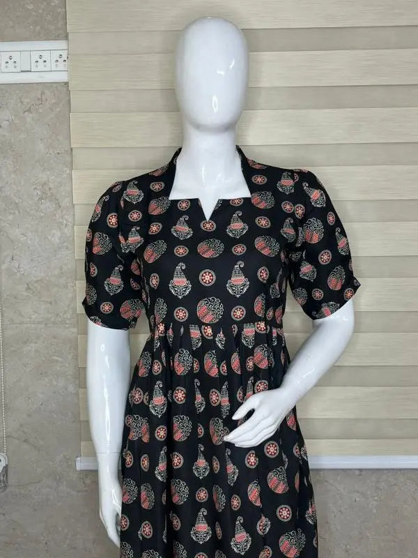 Black With Floral Printed Outdoor Blended Cotton Non Feeding Maxi