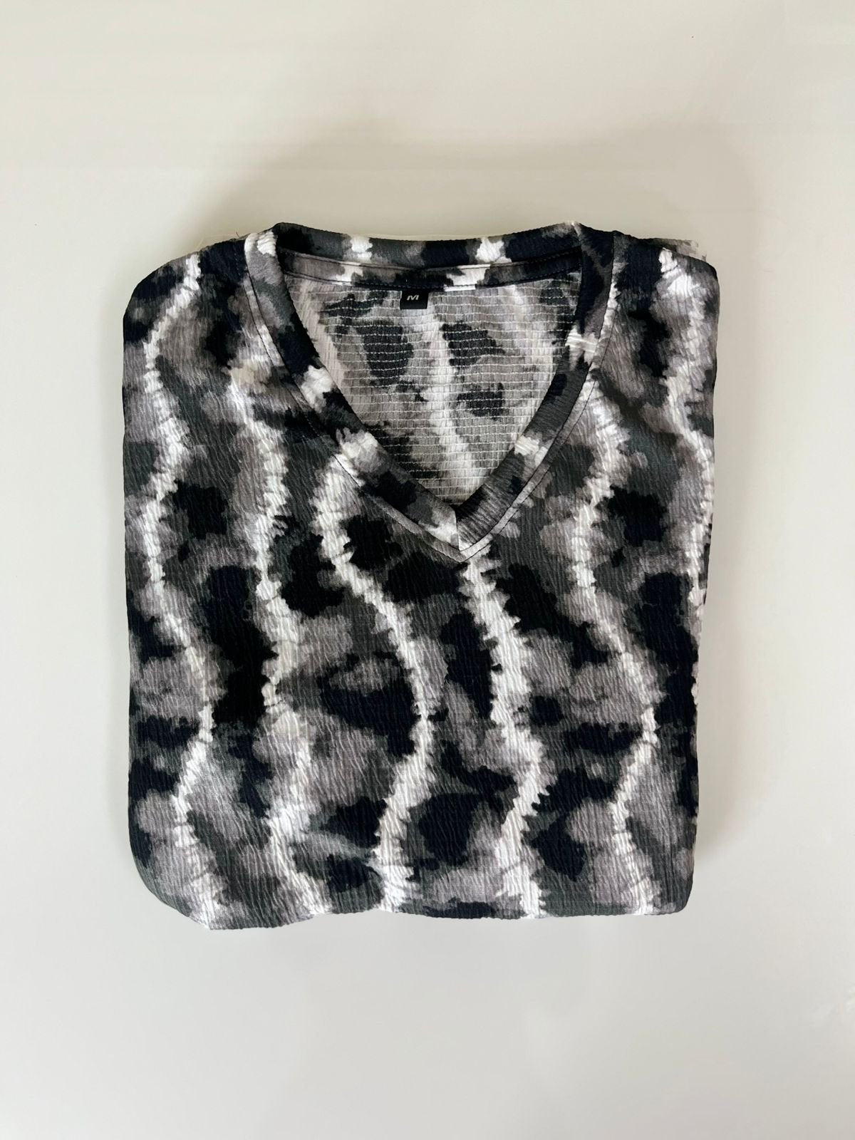 Triple Colors Wavey Printed V-Neck Lounge Frock