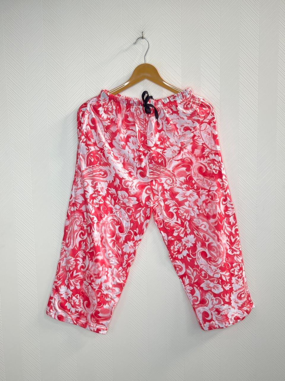 Red & White Paisley Print Cotton 3/4th Pants