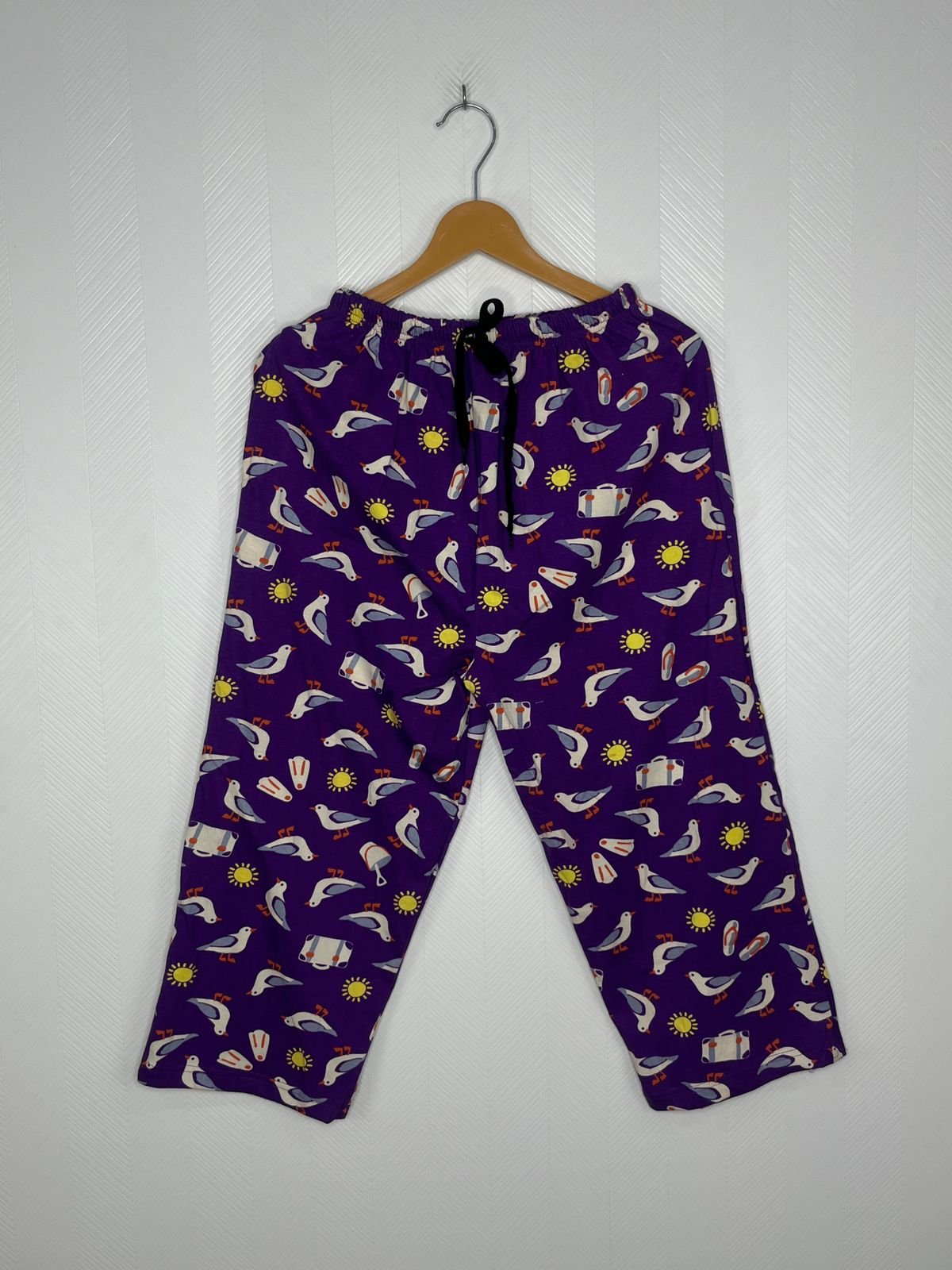 Purple Seagull Print 3/4th Pants