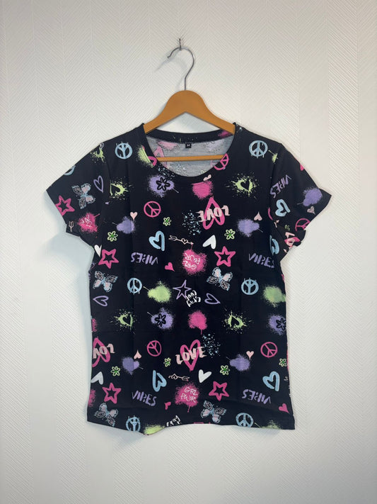 Black Multicolor Graffiti Heart Print Women's T-Shirt