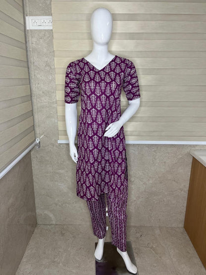 Women's Purple Leaf Printed Short Kurti