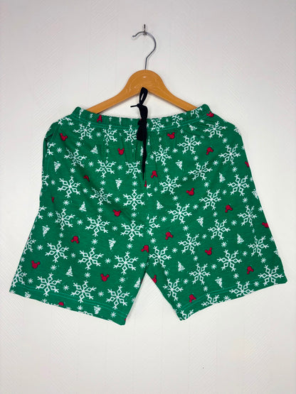 Christmas Snowflake Green Women's Shorts