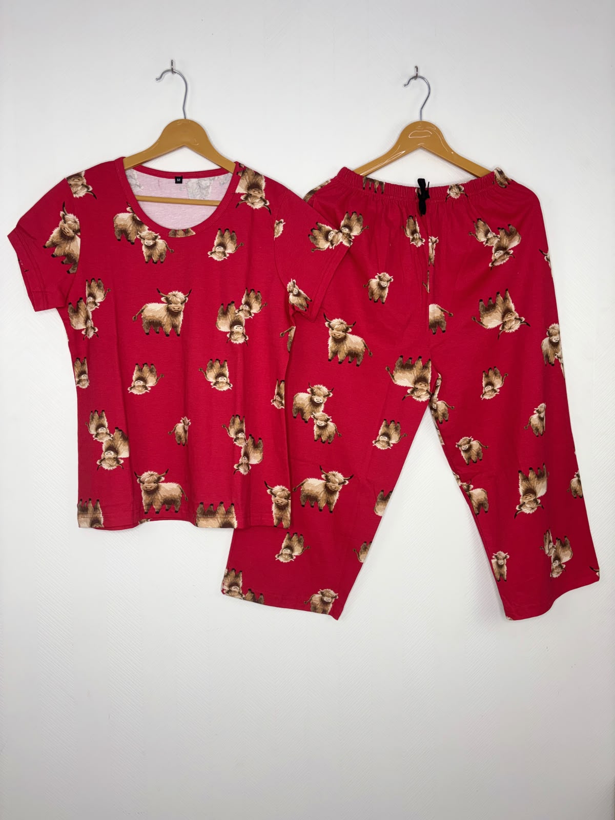 Crimson Red Highland Cow Print T-Shirt with 3/4th Pant Set