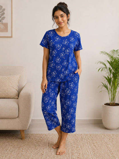 Royal Blue Daisy Blossom Print T-Shirt with 3/4th Pant Set