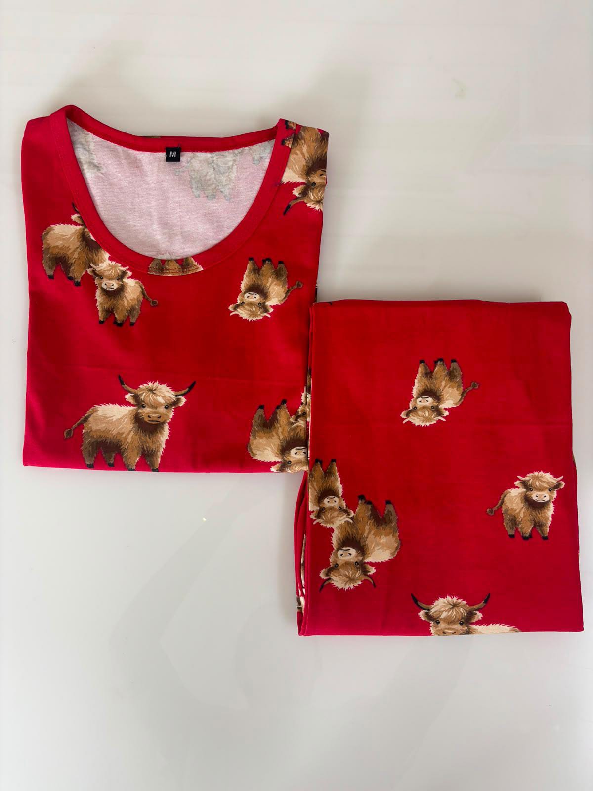 Crimson Red Highland Cow Print T-Shirt with 3/4th Pant Set