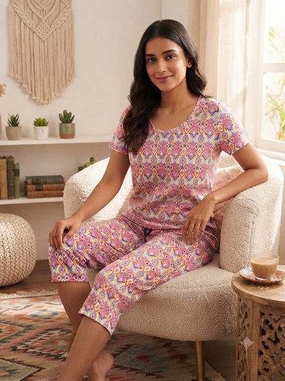 Orchid Pink Geometric Diamond Print T-Shirt with 3/4th Co-ords