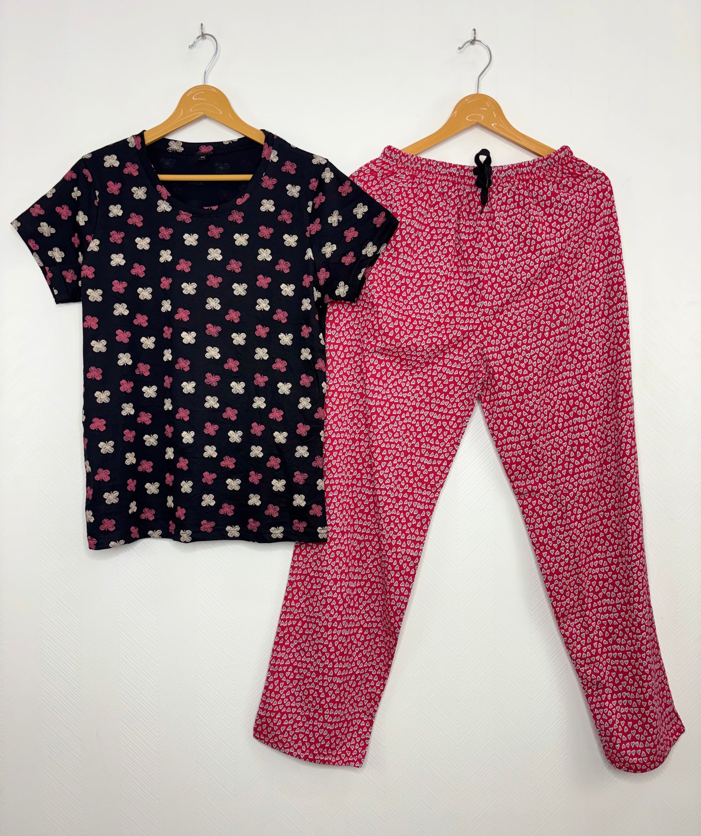 Black and Red Floral Printed T-shirt with Heart Printed Pant Set
