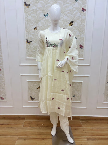 Mul chanderi A line with work Ivory White Floral Embroidered 3-Piece Suit