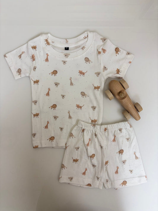 White Animals Printed Kids T-shirt and shorts Coords