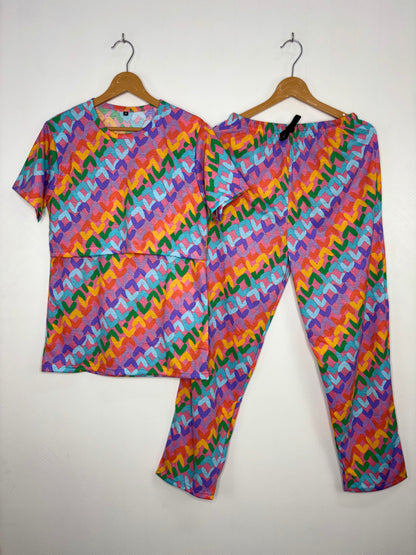 Pink Multicolor Heart Printed Feeding T-shirt And Pants