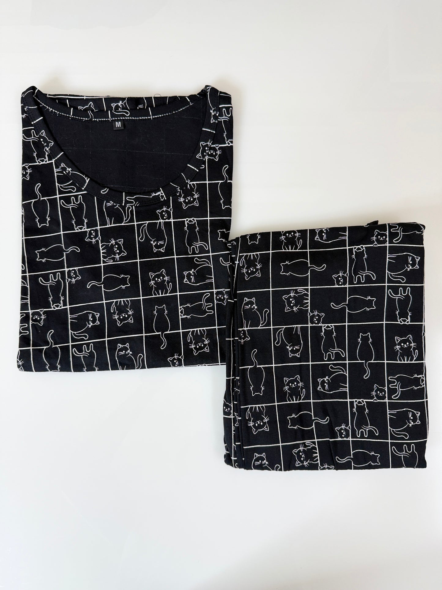 Black with White Cat's Printed T-shirt with Combo Pant Set