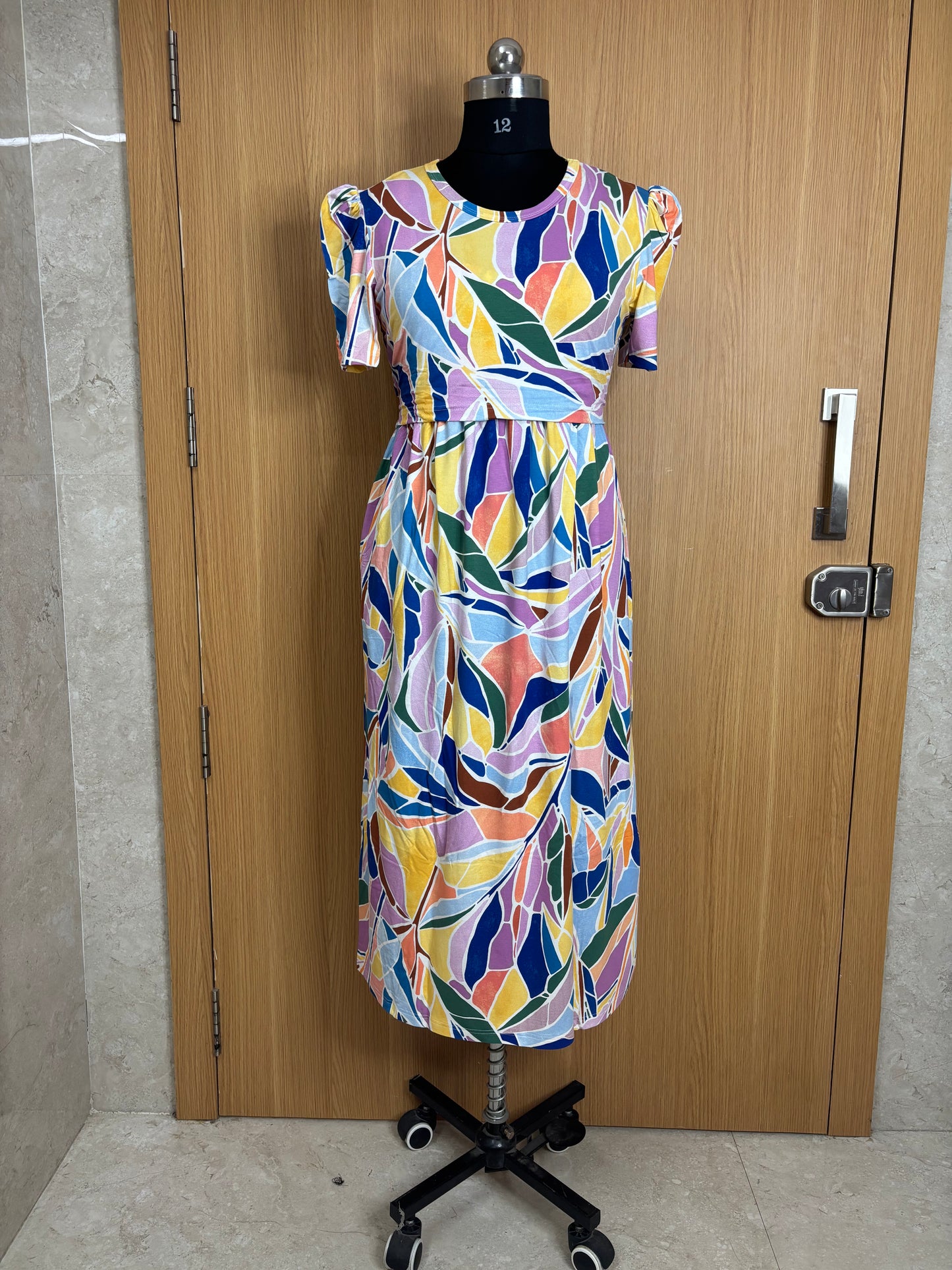 Multicolor Graphical Printed Feeding Puff Sleeve Maxi