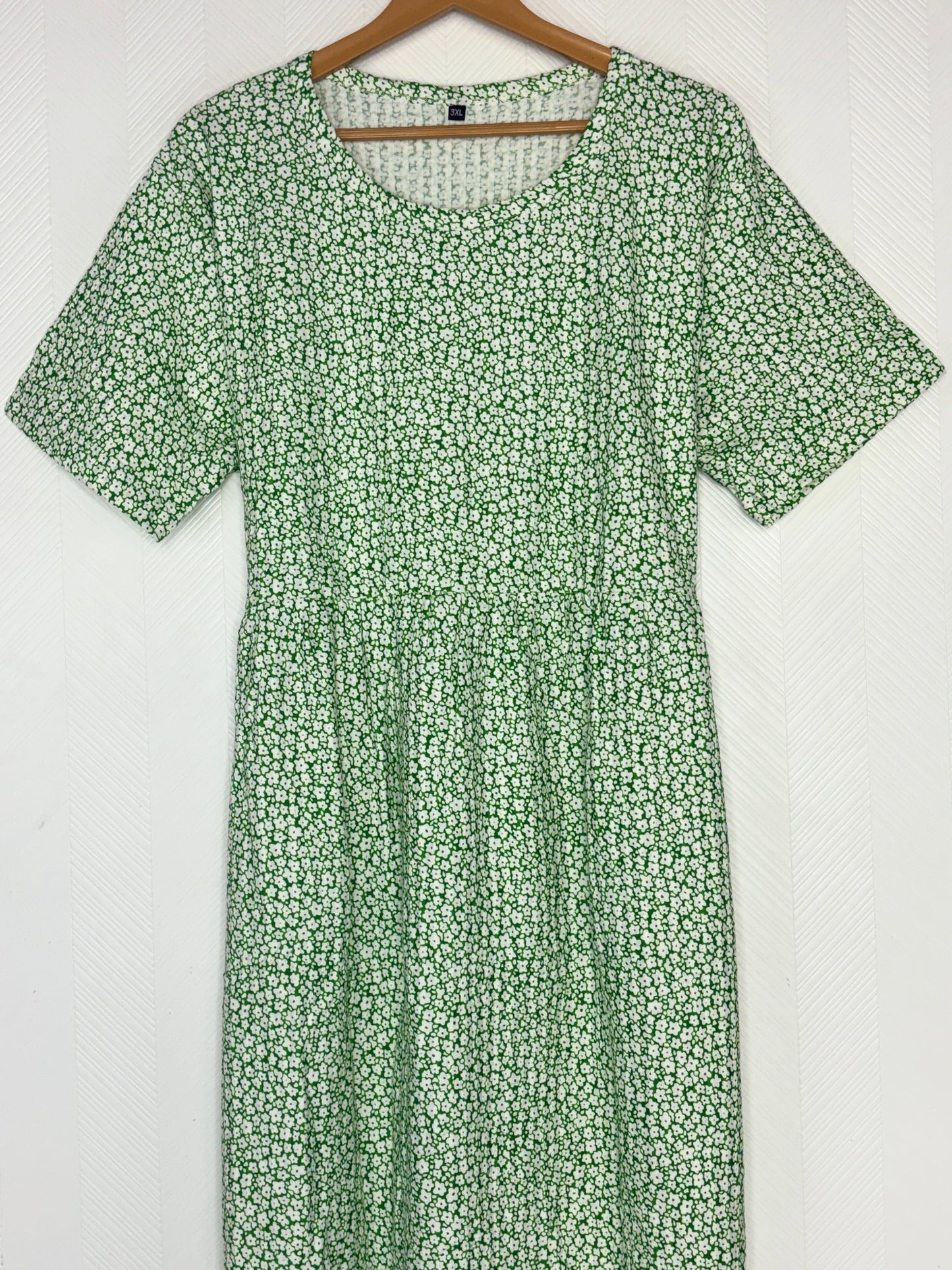 Green Ditsy Floral Print Crush Frock