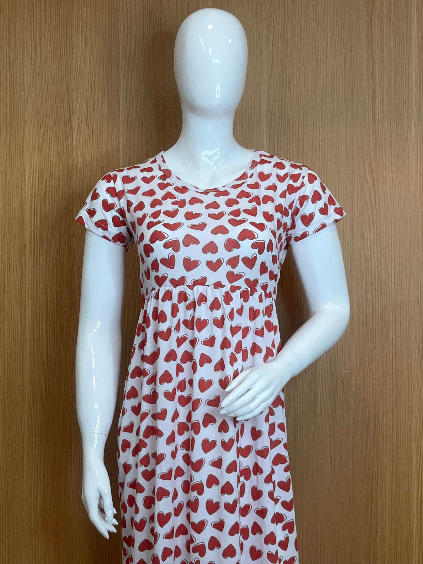 White & Red Heart Print Round Neck Half Sleeve Non Feeding Maxi