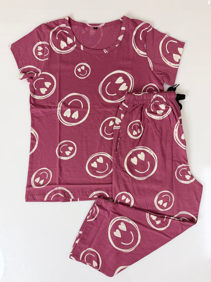 Mauve Smiley Print T-Shirt and 3/4th Coords