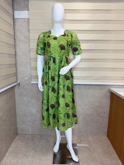 Green Floral Print Hakoba Feeding Maxi