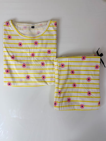 White Floral Striped Feeding T-shirt And Pants