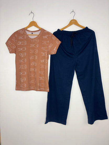 Camel Bunny Print Women's T-Shirt with Palazzo