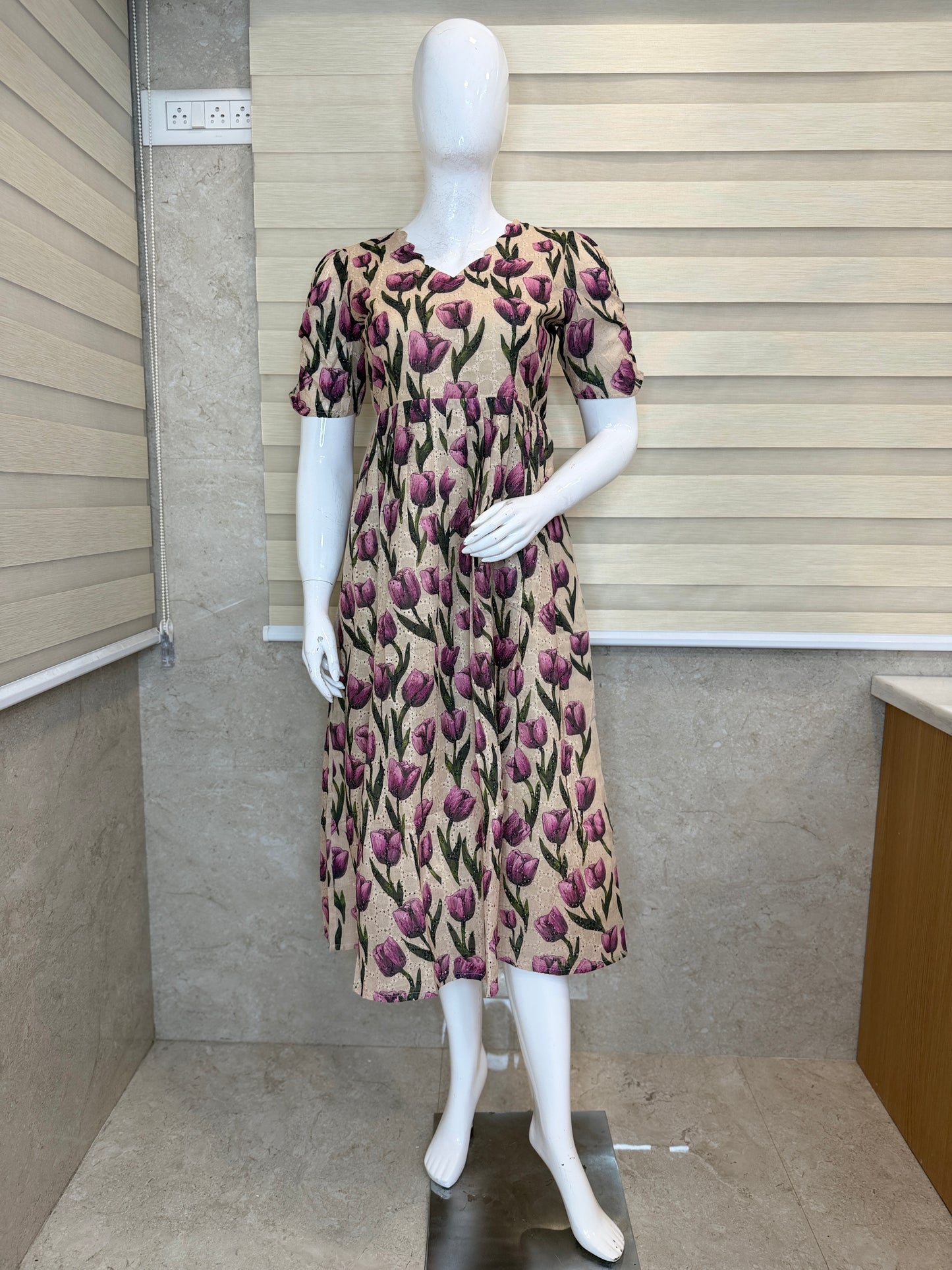 Cream Tulip Hakoba Non Feeding Maxi