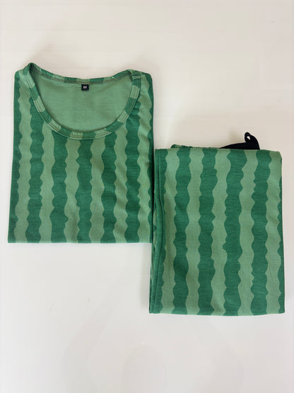 Women's Emerald Green Wavy Stripe Lounge T-Shirt & Pant Set