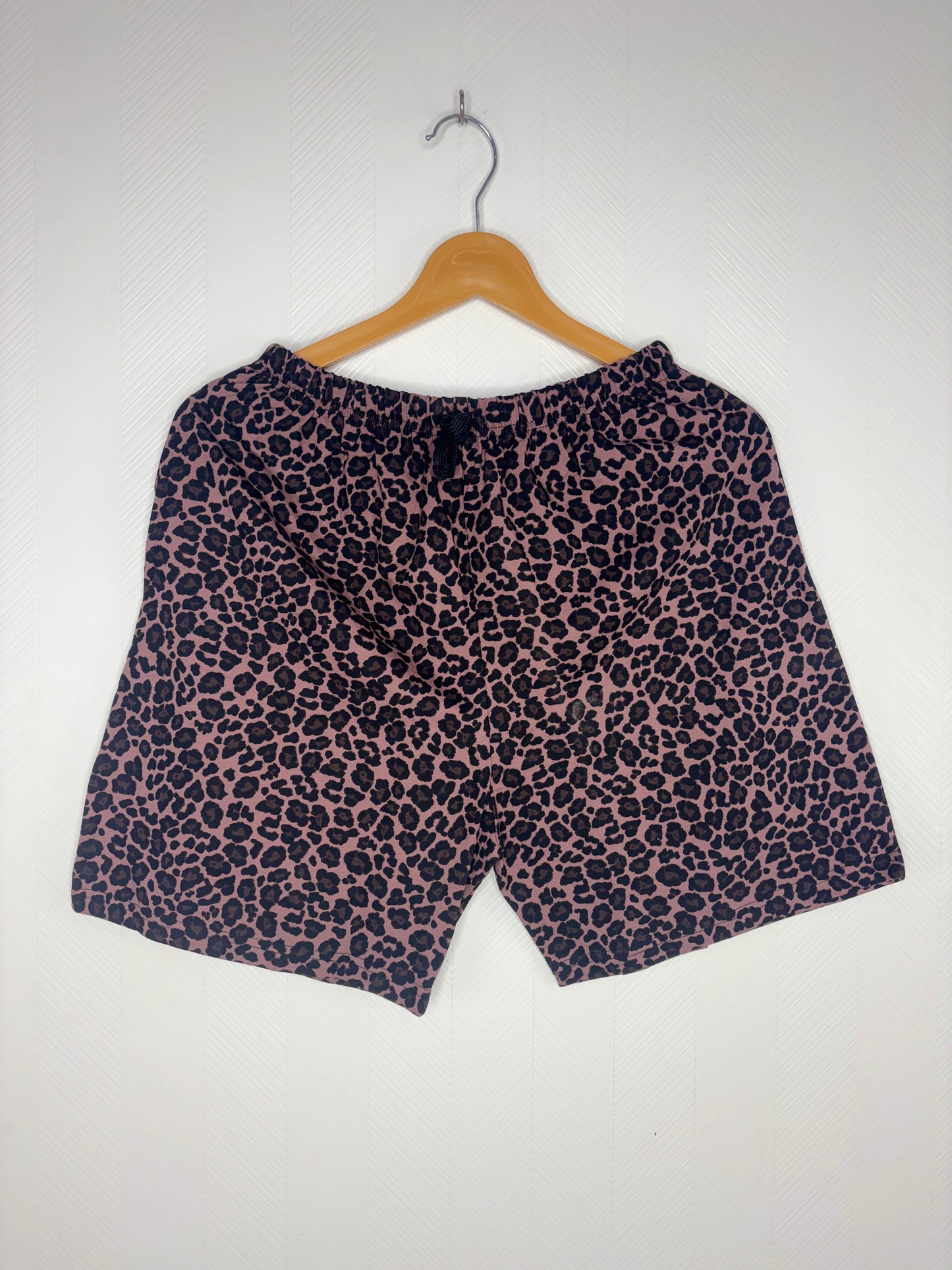 Mauve Leopard Women's Shorts