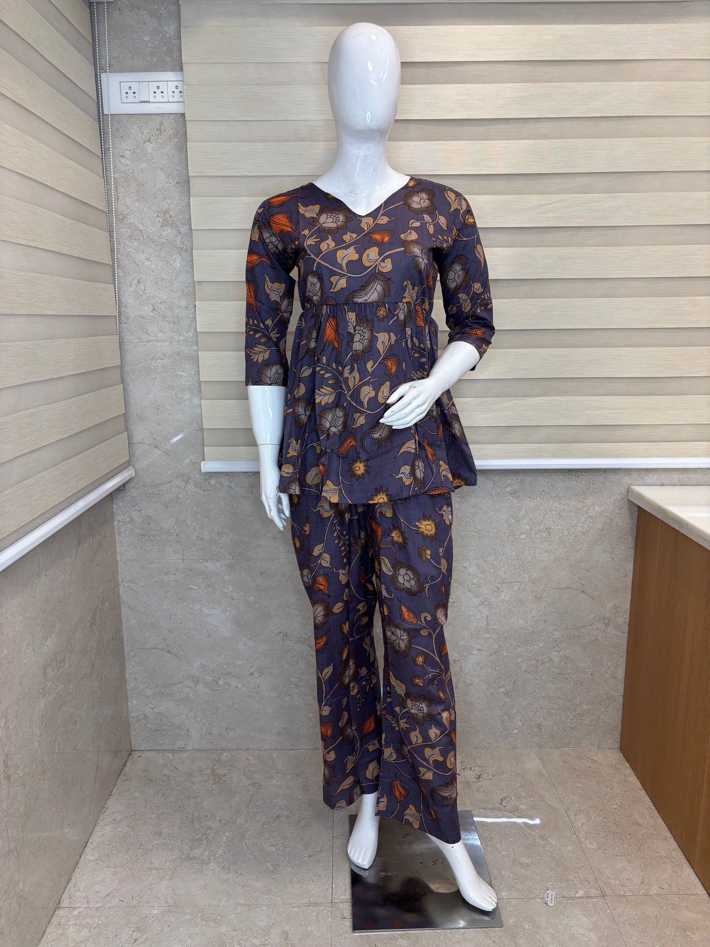 Dusty lavender floral peplum top with palazoo set