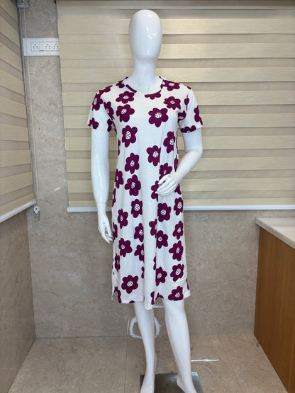 Ivory White Magenta Daisy Floral Lounge Tunic