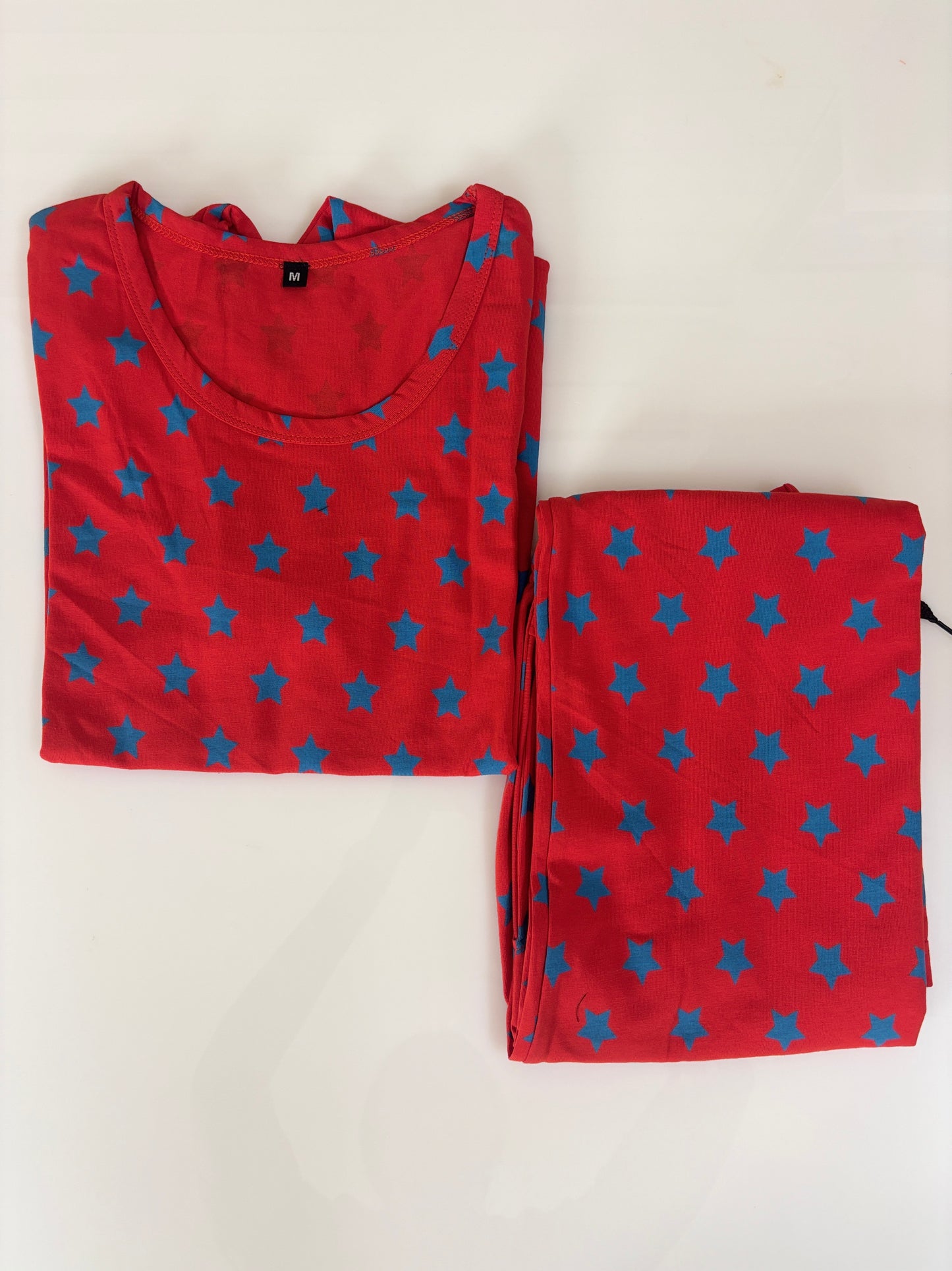 Red Star Print T-Shirt and 3/4th Coords