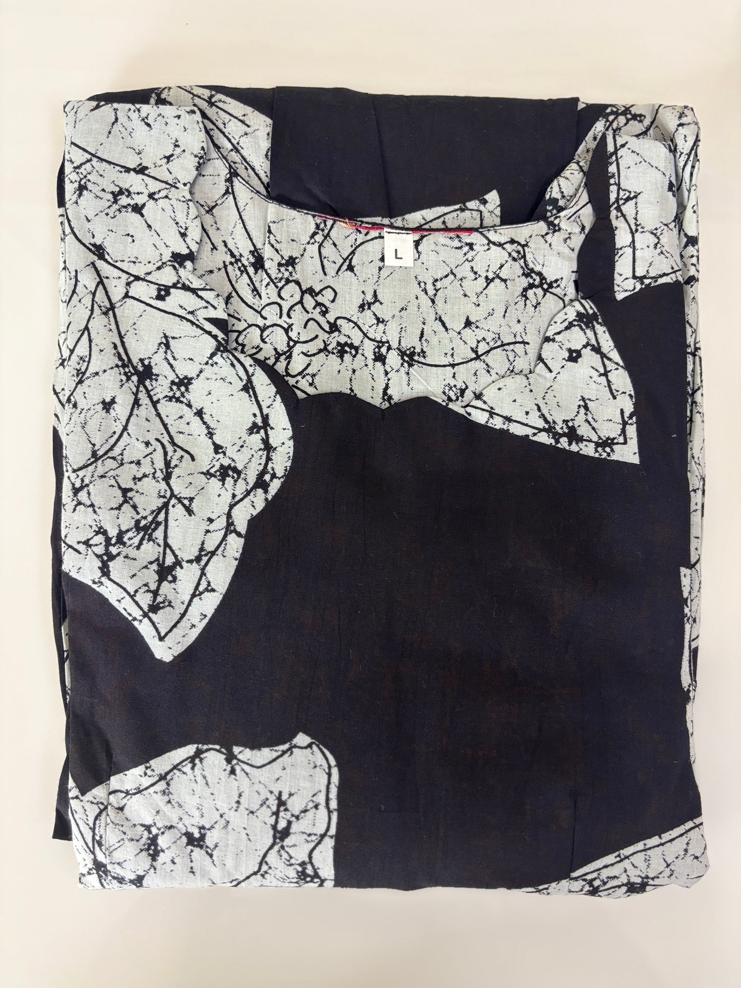 Mul Cotton Fabric Black & White Leaf Print Non-Feeding Maternity Maxi