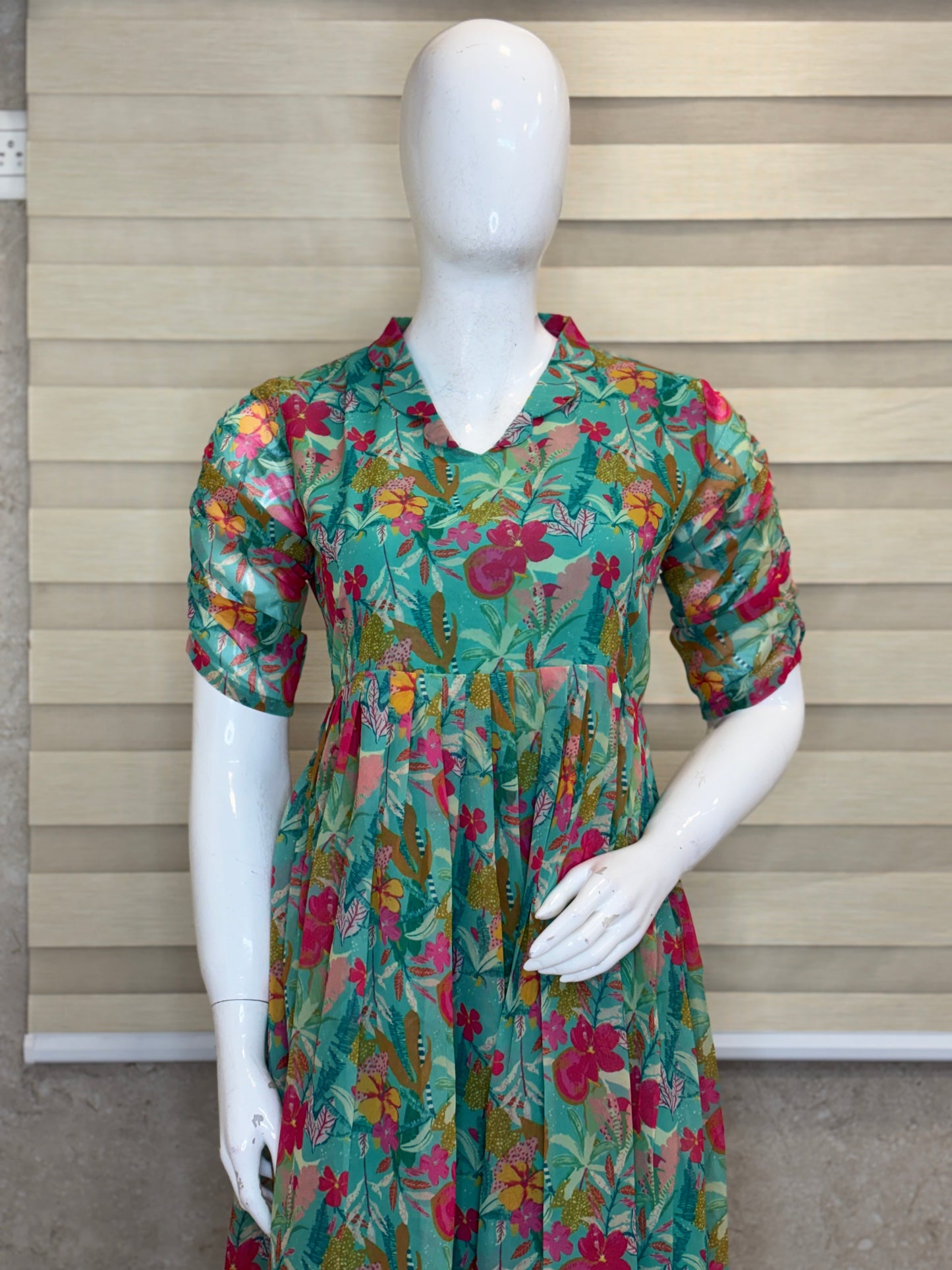 Sea Green Tropical Floral Garden Print Non-Feeding Maxi