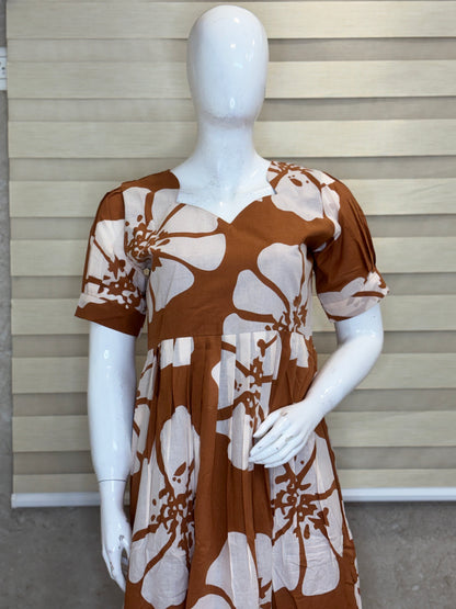 Mul Cotton Fabric Brown Abstract Leaf Print Non Feeding Maxi