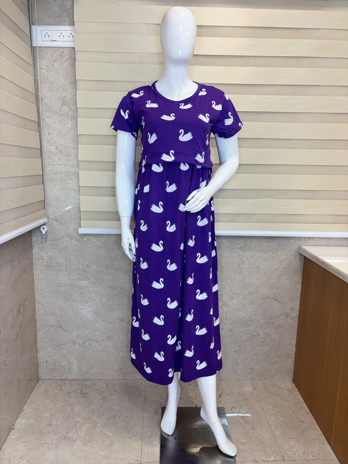 Purple Swan Print Cotton Hosiery Feeding Maxi
