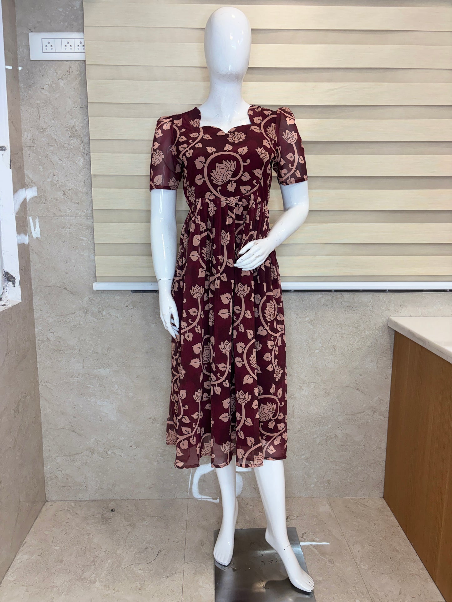 Wine Floral & Lotus Vine Non-Feeding Georgette Maxi