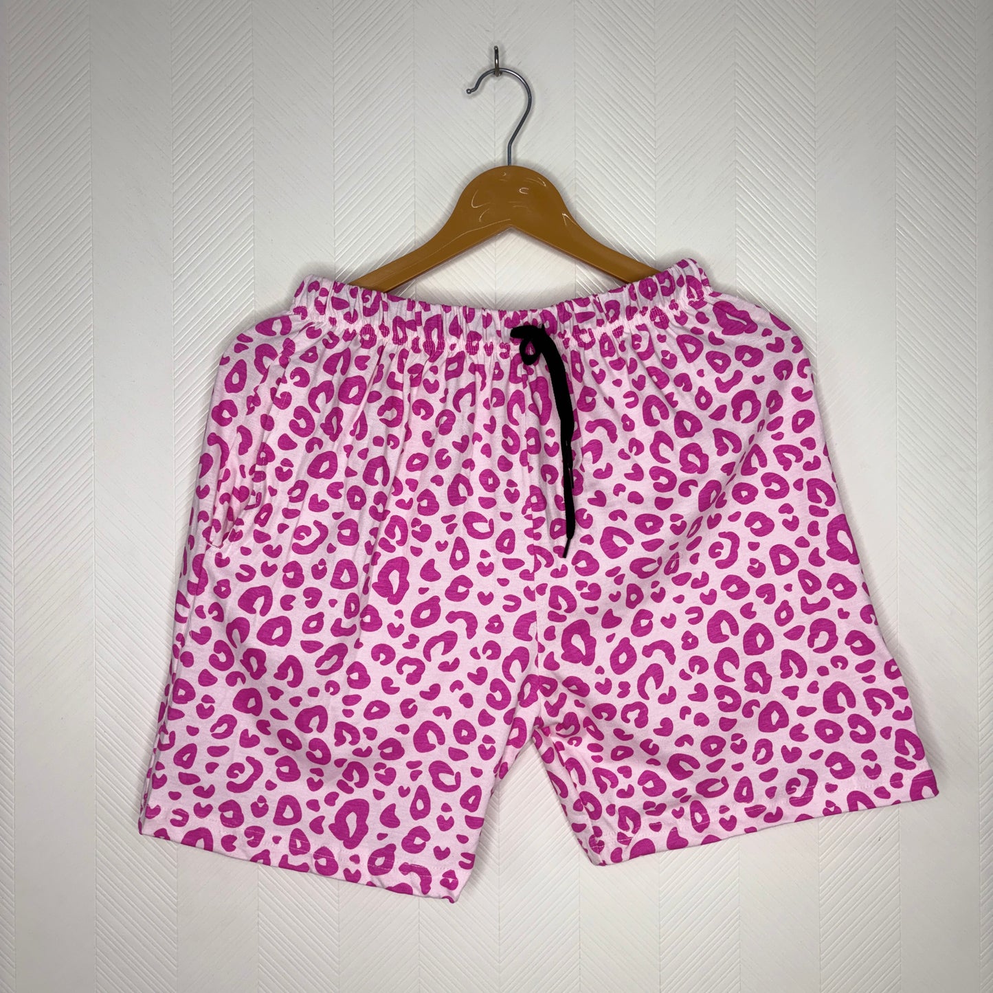 Women’s Light Pink Pink Leopard Printed Shorts