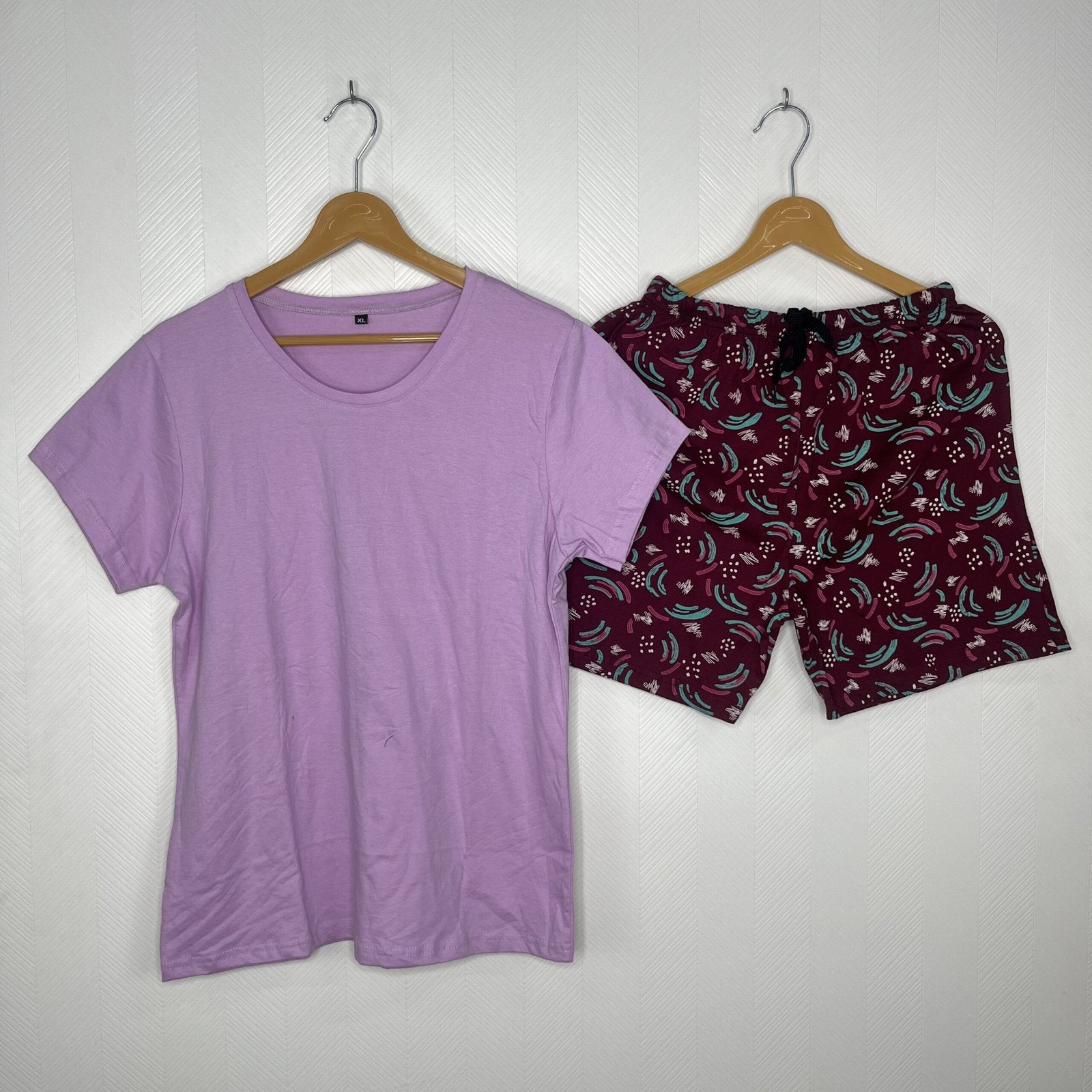 Lavender Solid T-Shirt with Maroon Abstract Printed Shorts Co-Ord Set