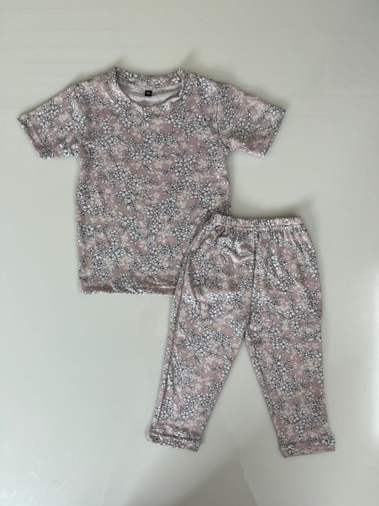 Spun Cotton Fabric Light Pink Floral Printed T-Shirt and Pant Co-ords